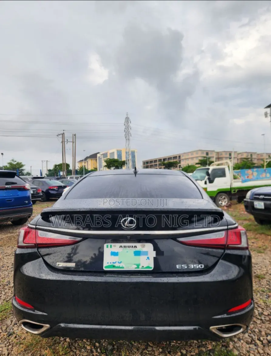 Lexus ES 2019 Black