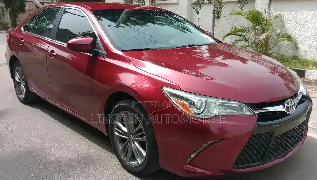 Toyota Camry SE 4dr Sedan (2.5L 4cyl 6A) 2016 Red