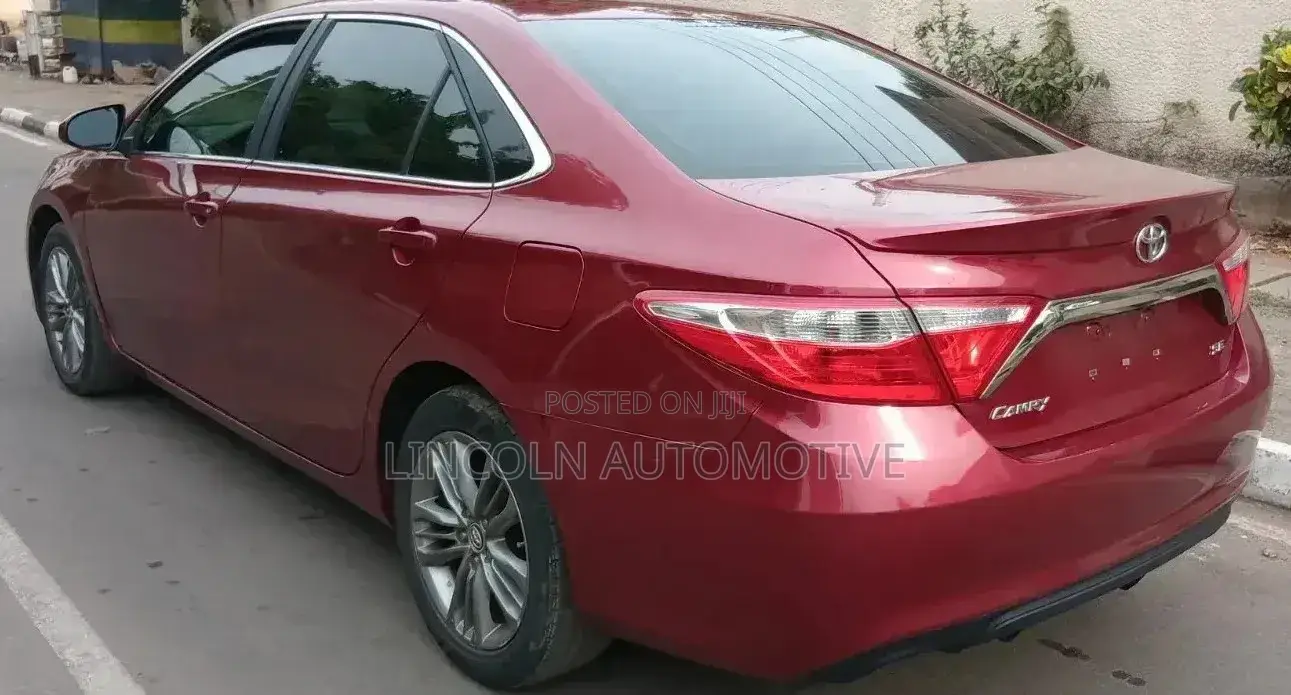 Toyota Camry SE 4dr Sedan (2.5L 4cyl 6A) 2016 Red