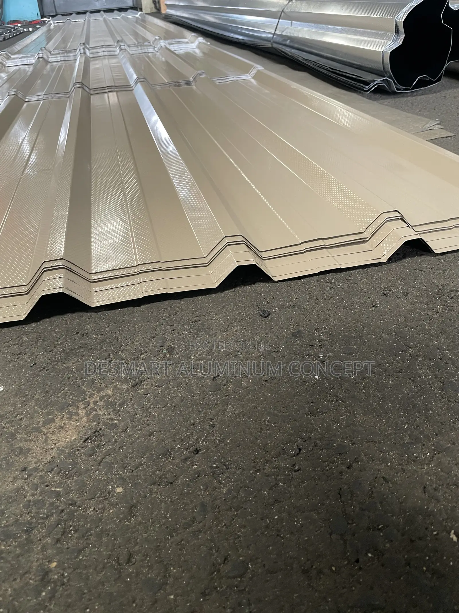 Quality Aluminum Roofing Sheet/0.50/Black/Beige