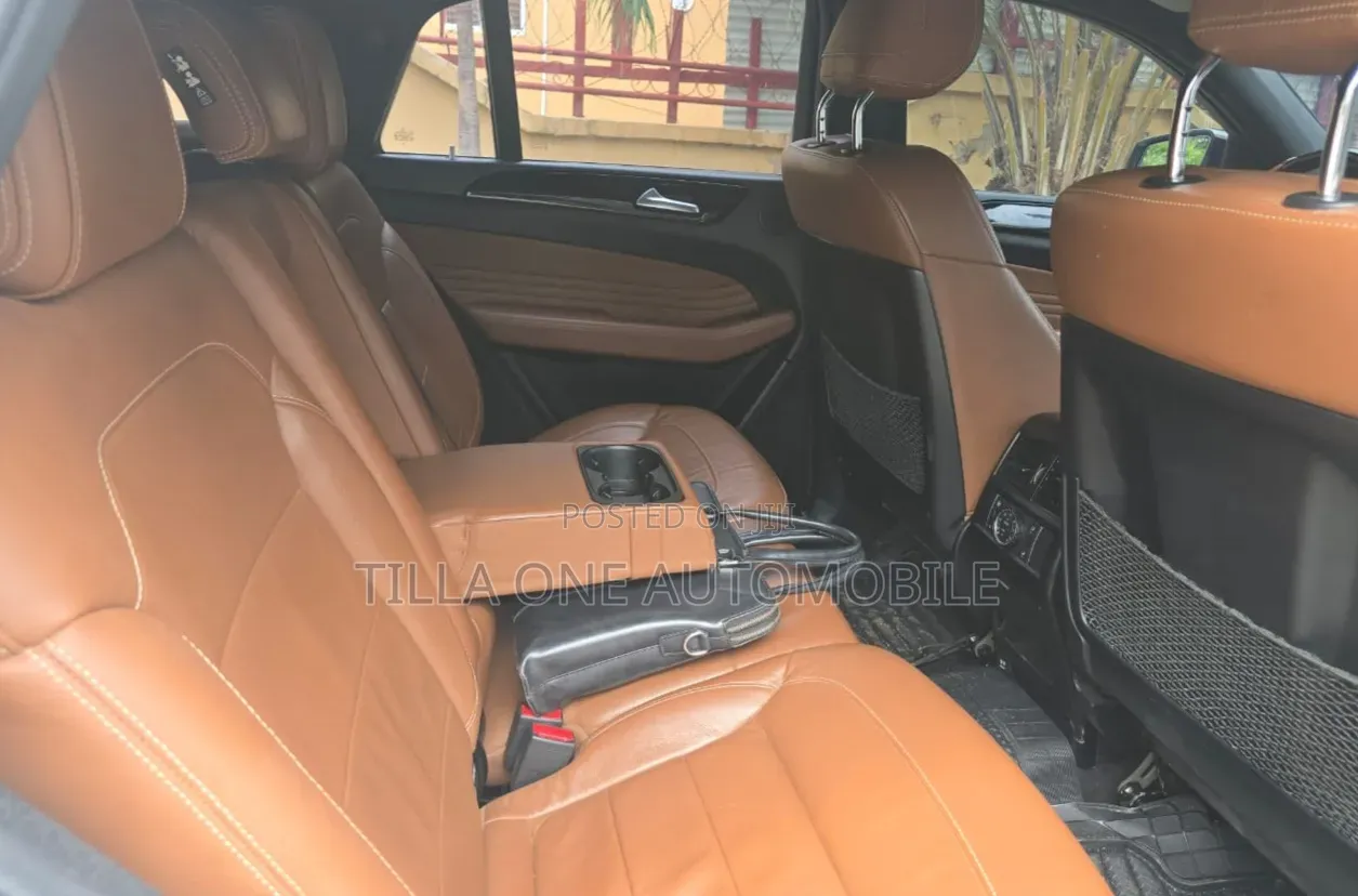 Mercedes-Benz G-Class 2017 White