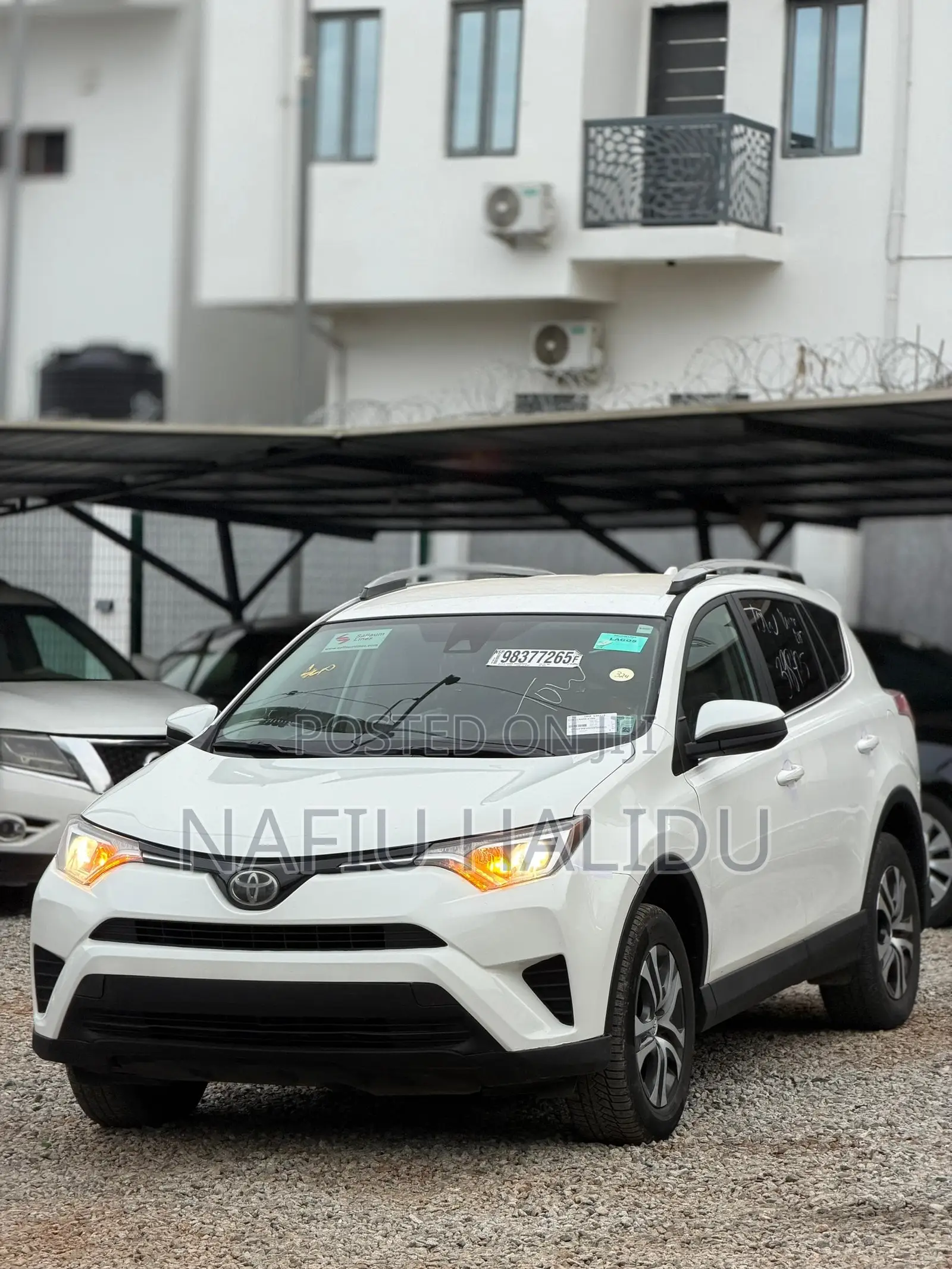 Toyota RAV4 2017 White