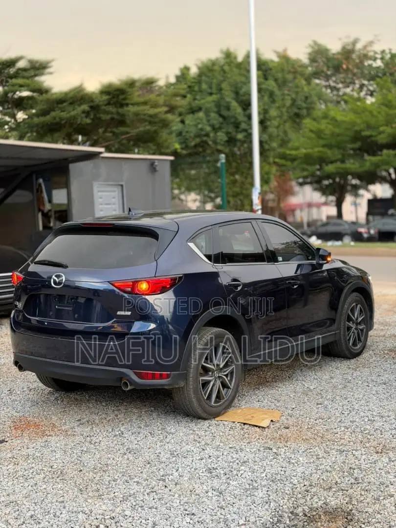 Mazda CX-5 2020 Blue