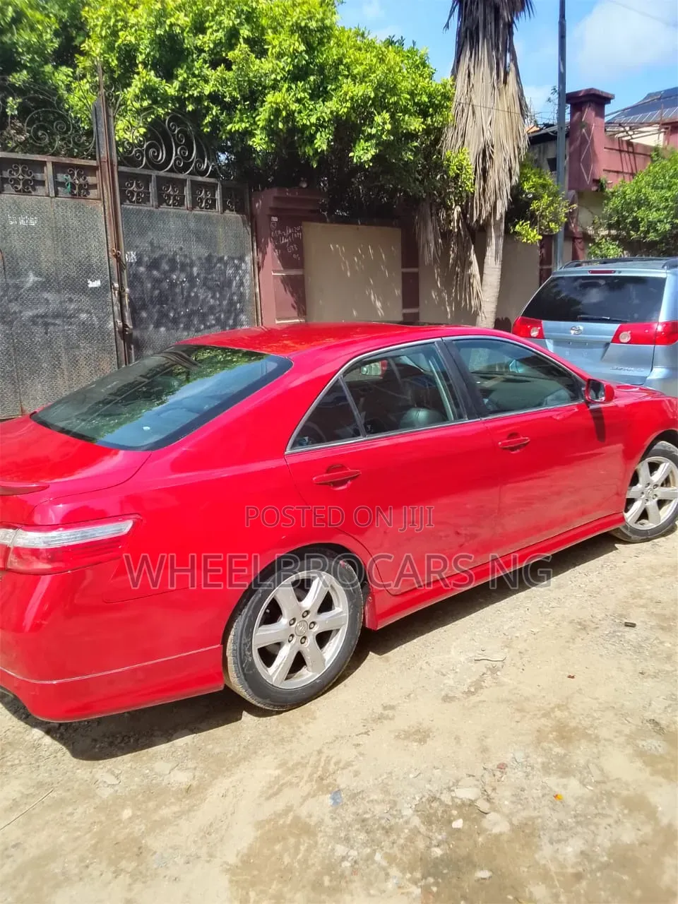 Toyota Camry SE 4dr Sedan (2.5L 4cyl 6AM) 2010 Red
