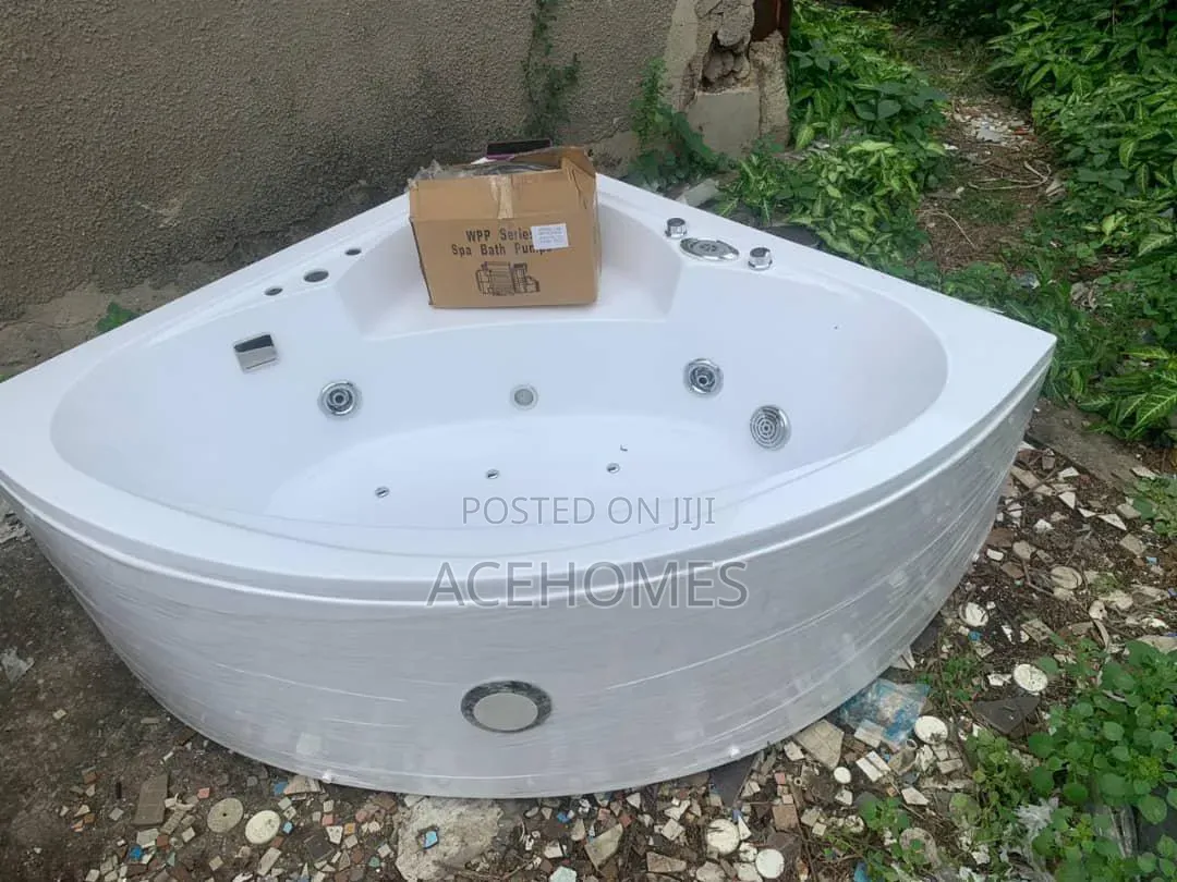 Original Executive Jacuzzi Round Shape