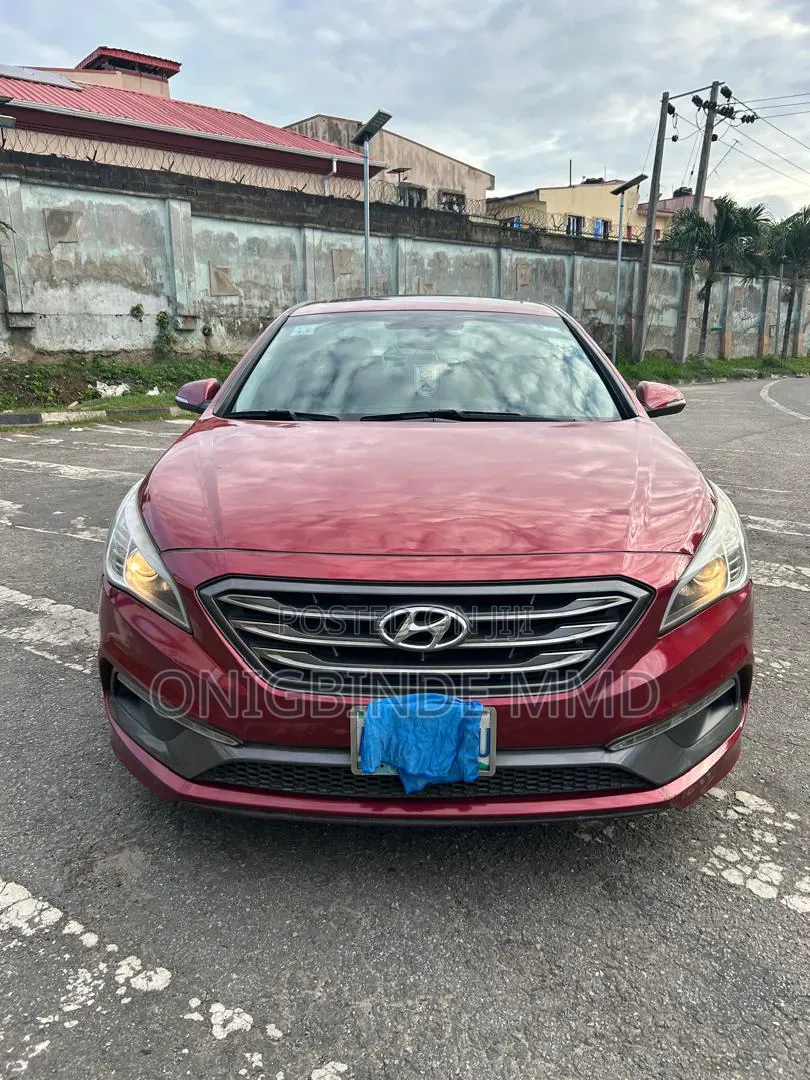 Hyundai Sonata 2016 Red