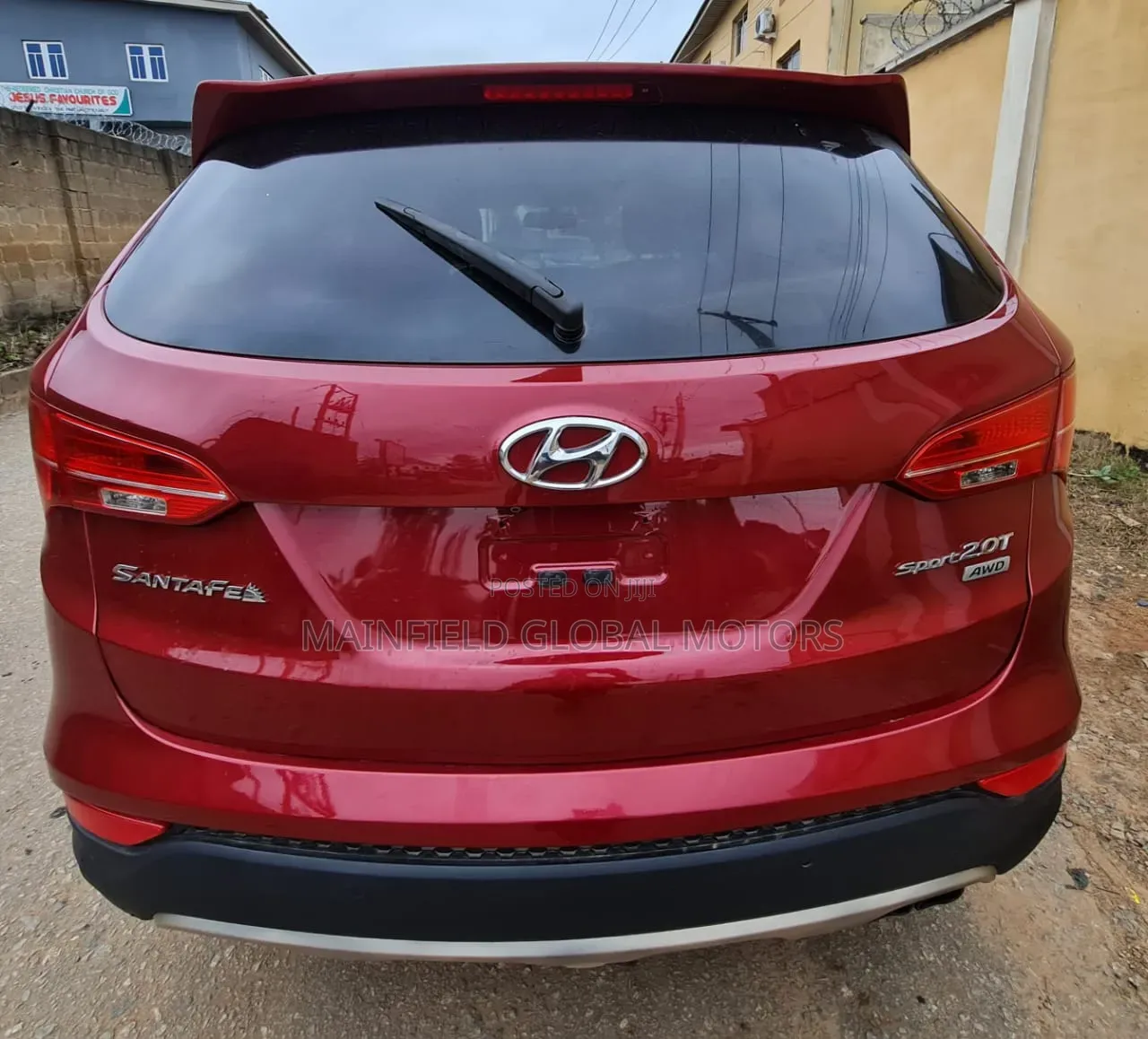 Hyundai Santa Fe 2013 Red