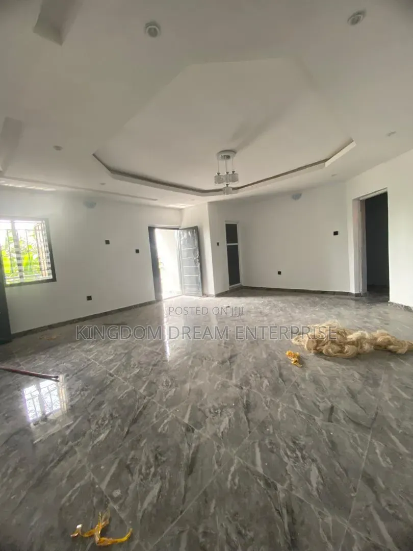 3bdrm Apartment in Ogombo Sangotedo for rent