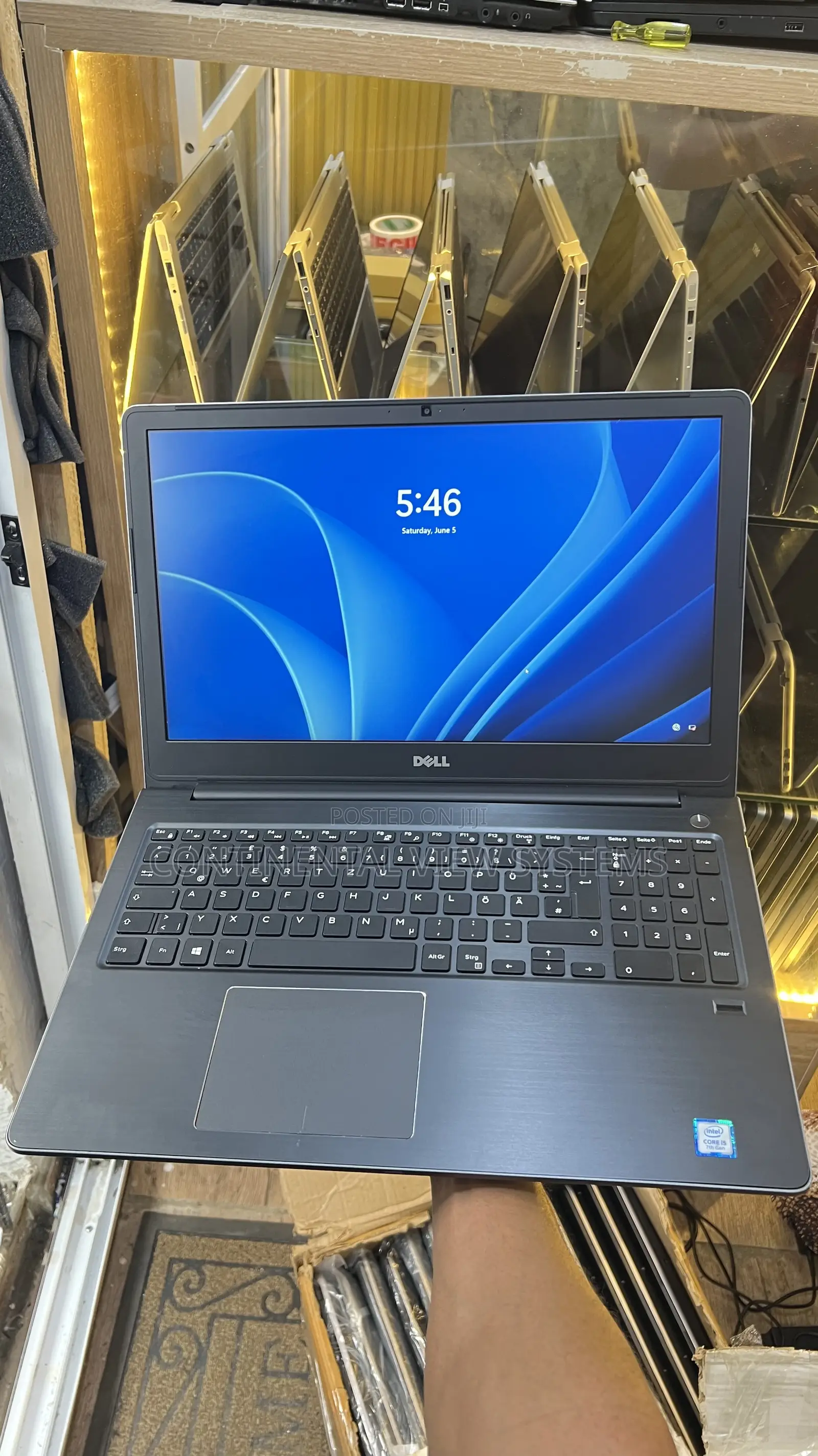 Laptop Dell Vostro 15 5568 8GB Intel Core i5 HDD 1T