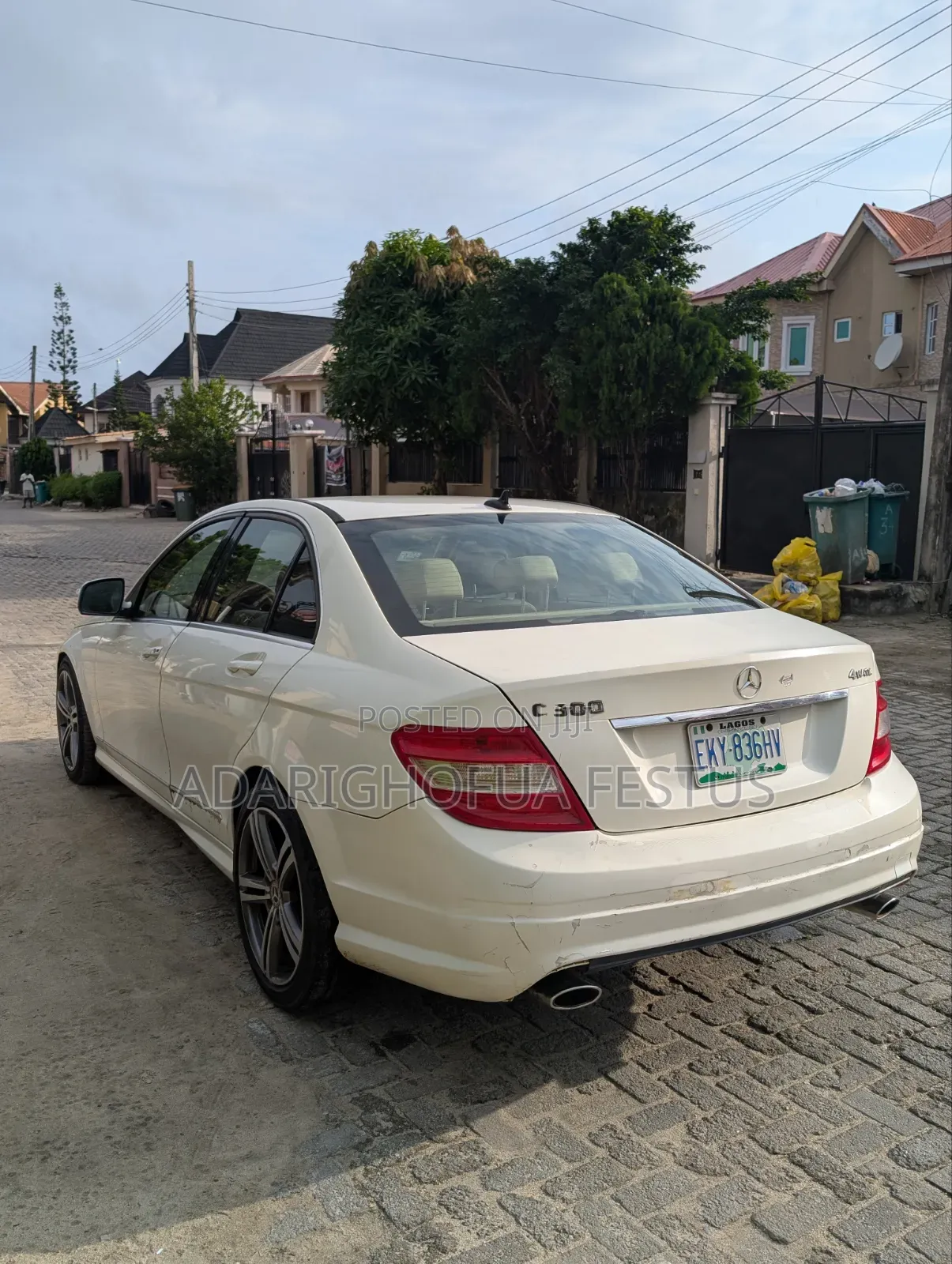 Mercedes-Benz C300 2009 White