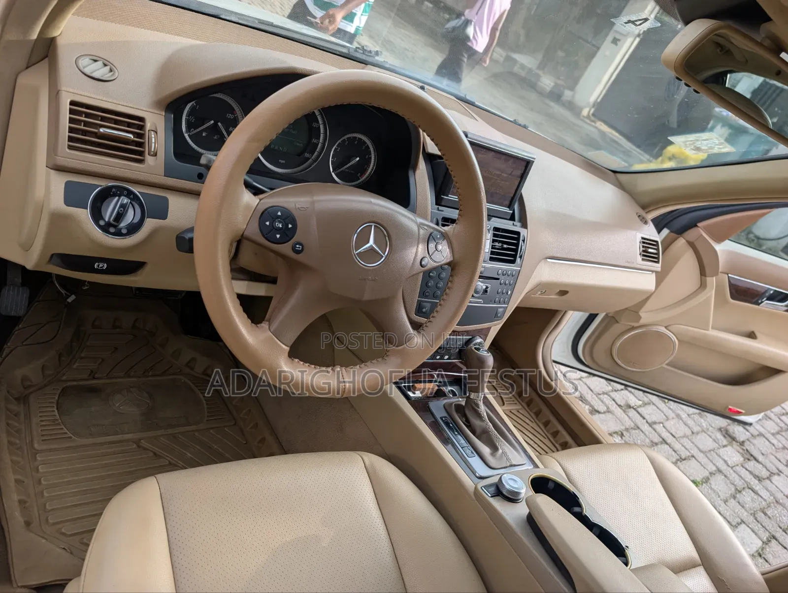 Mercedes-Benz C300 2009 White