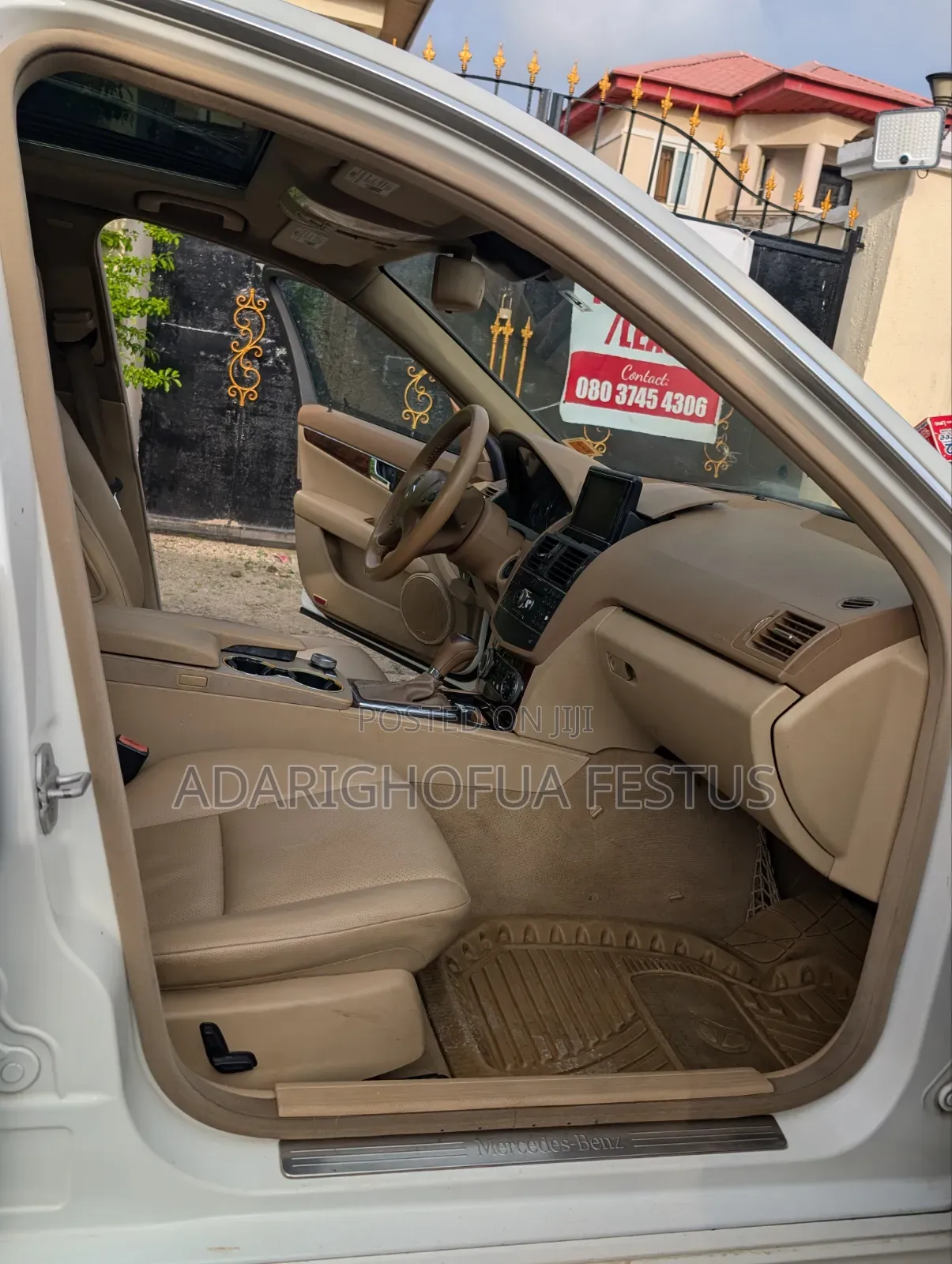 Mercedes-Benz C300 2009 White