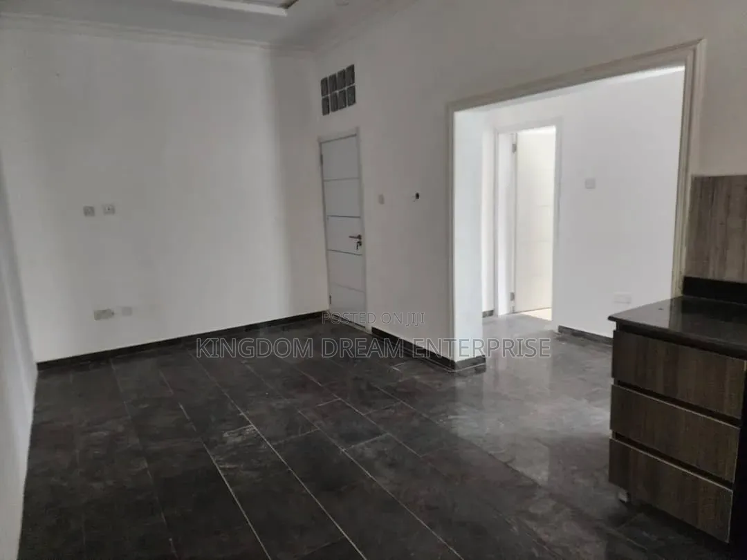 2bdrm Apartment in Ikate Lekki Lagos for rent