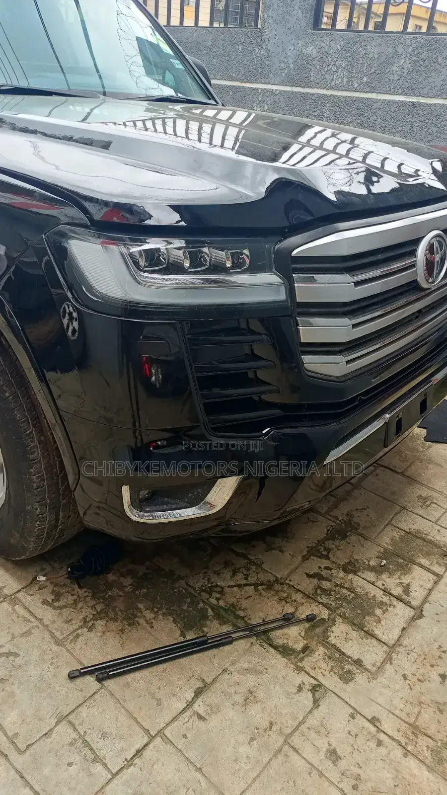 Toyota Land Cruiser 2005 Upgrade to 2022 Kits Available