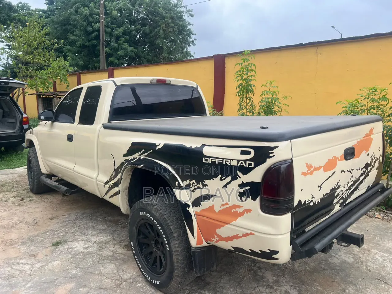 Dodge Magnum 2007 Off white