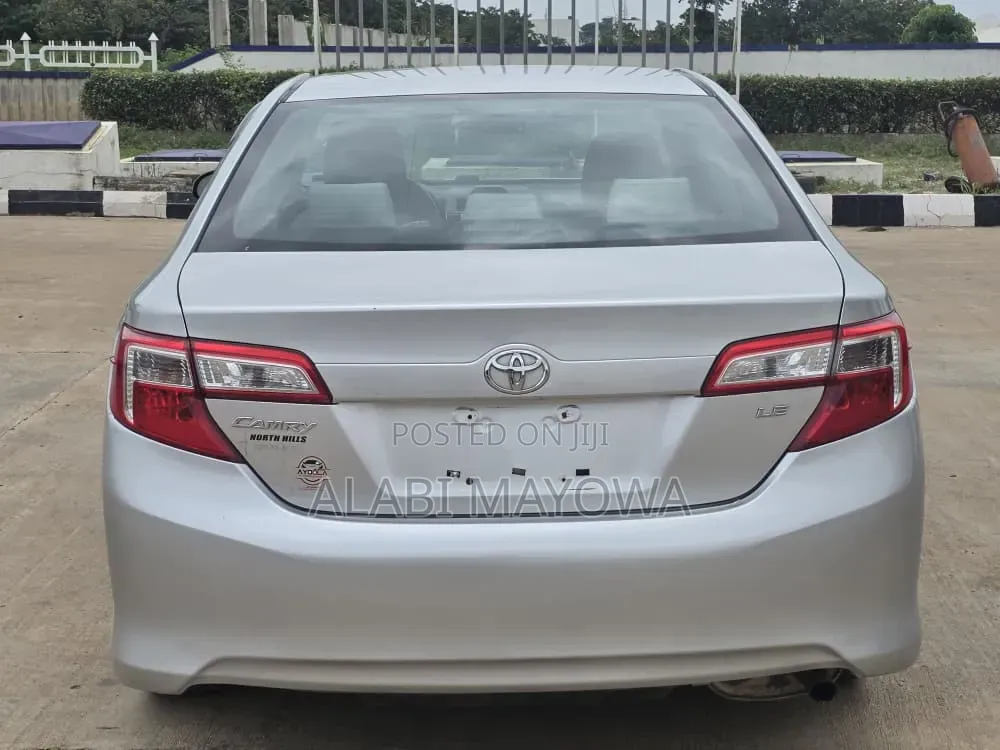 Toyota Camry 2013 Silver