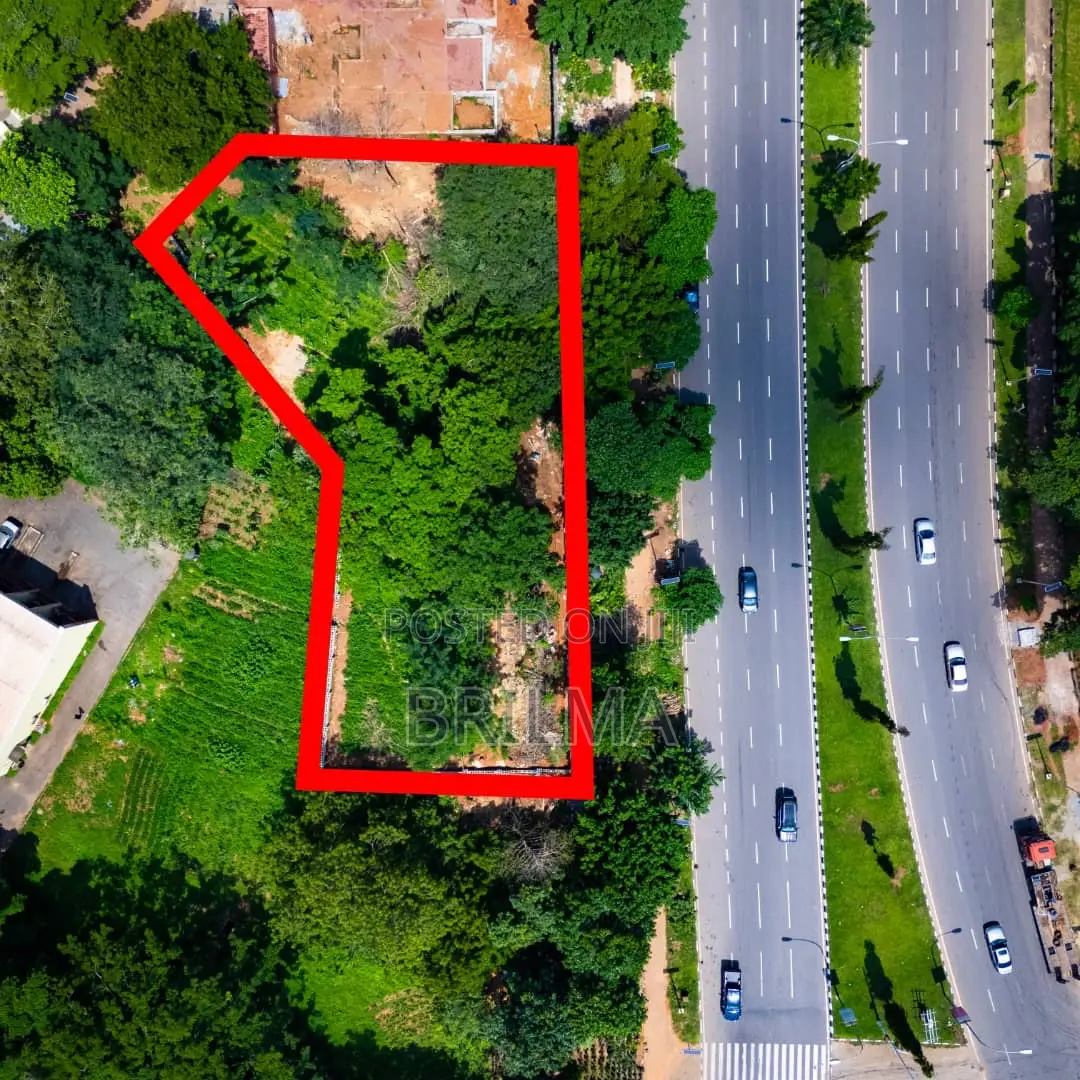 1800 SQM Land in Maitama for Sale