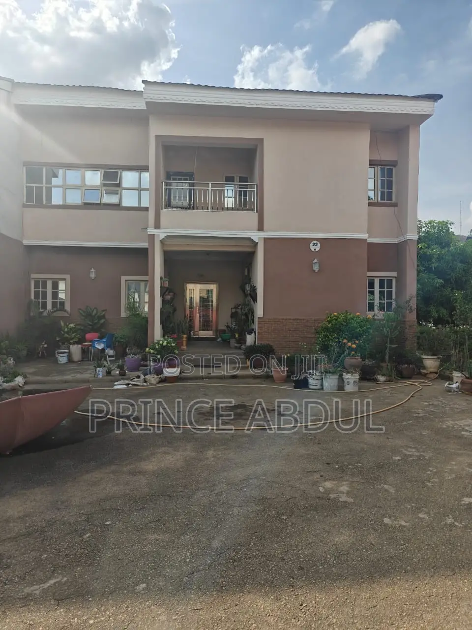 4bdrm Duplex in Apo District for sale