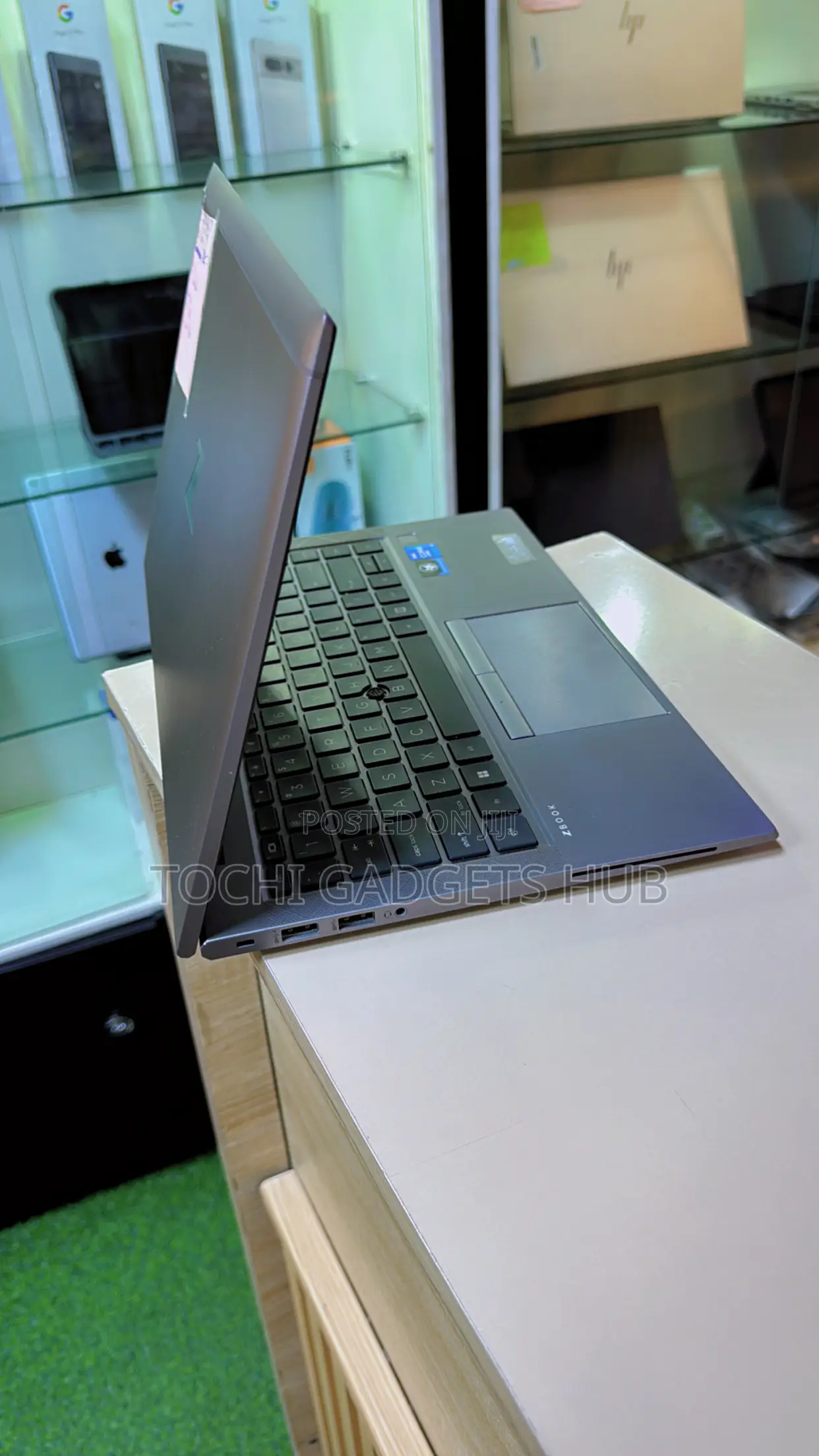 Laptop HP ZBook Firefly G8 16GB Intel Core i5 SSD 512GB