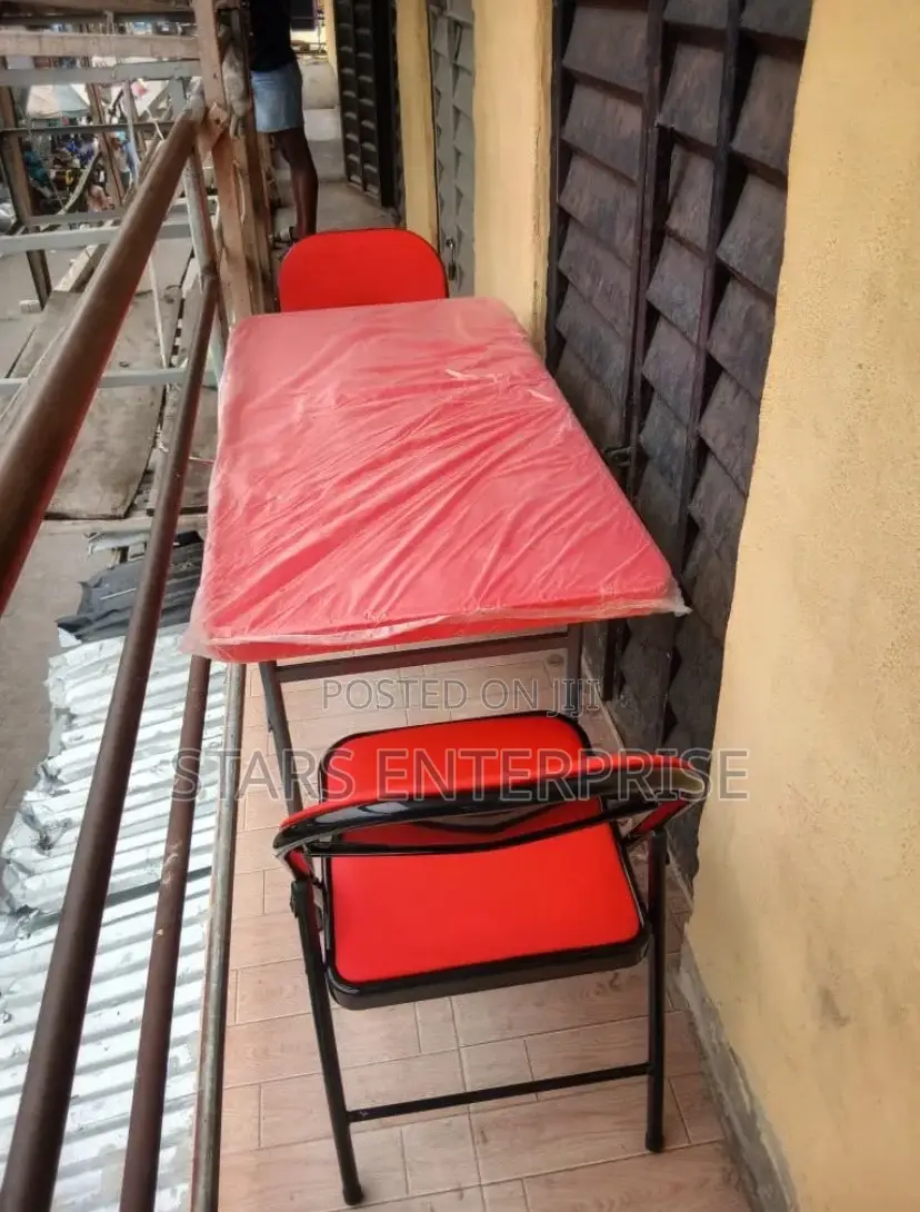 2 Seater Foldable Set / Modern Set.