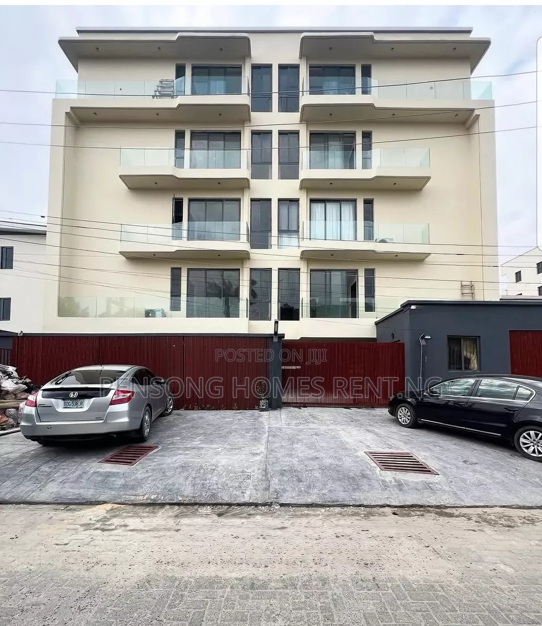 2bdrm Apartment in Lekki Phase 1 for rent