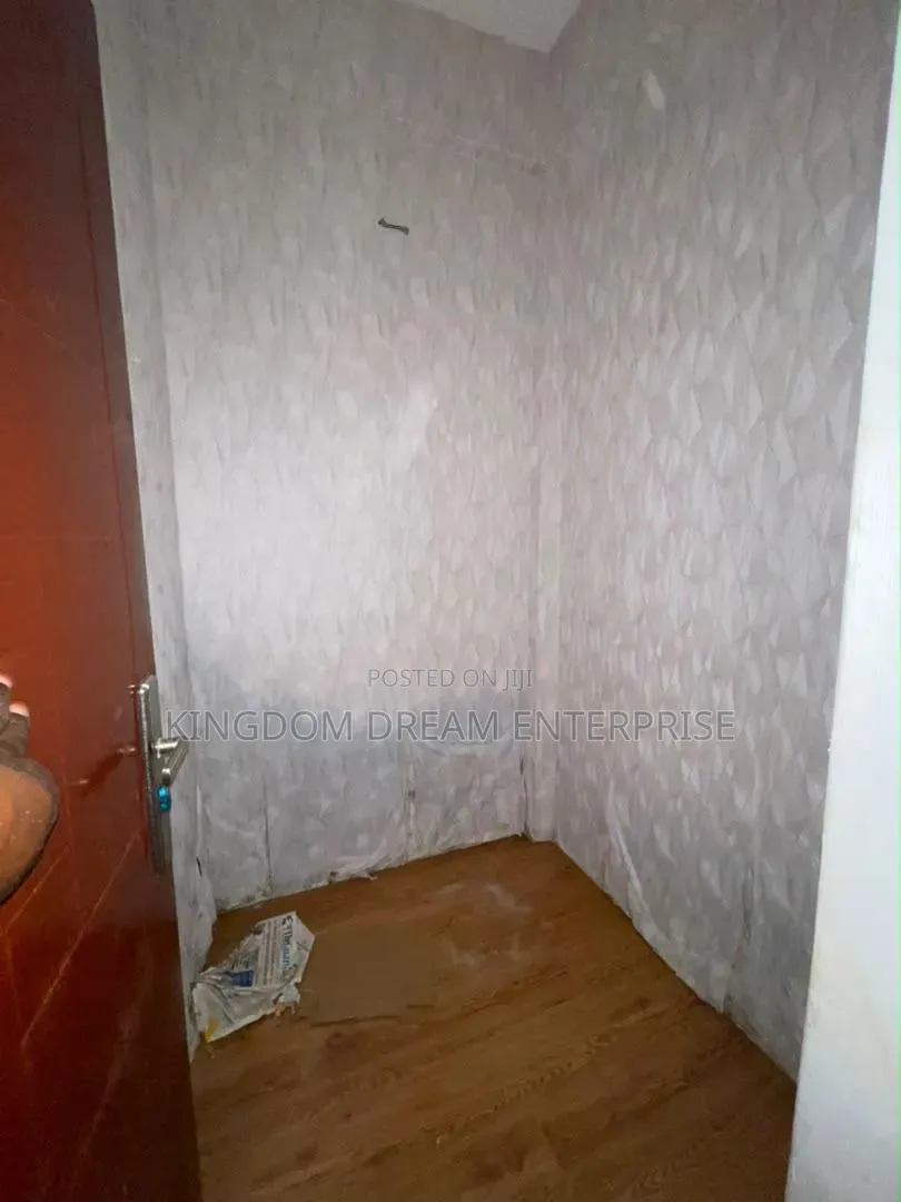 Mini Flat in Canal Estate Osapa for rent