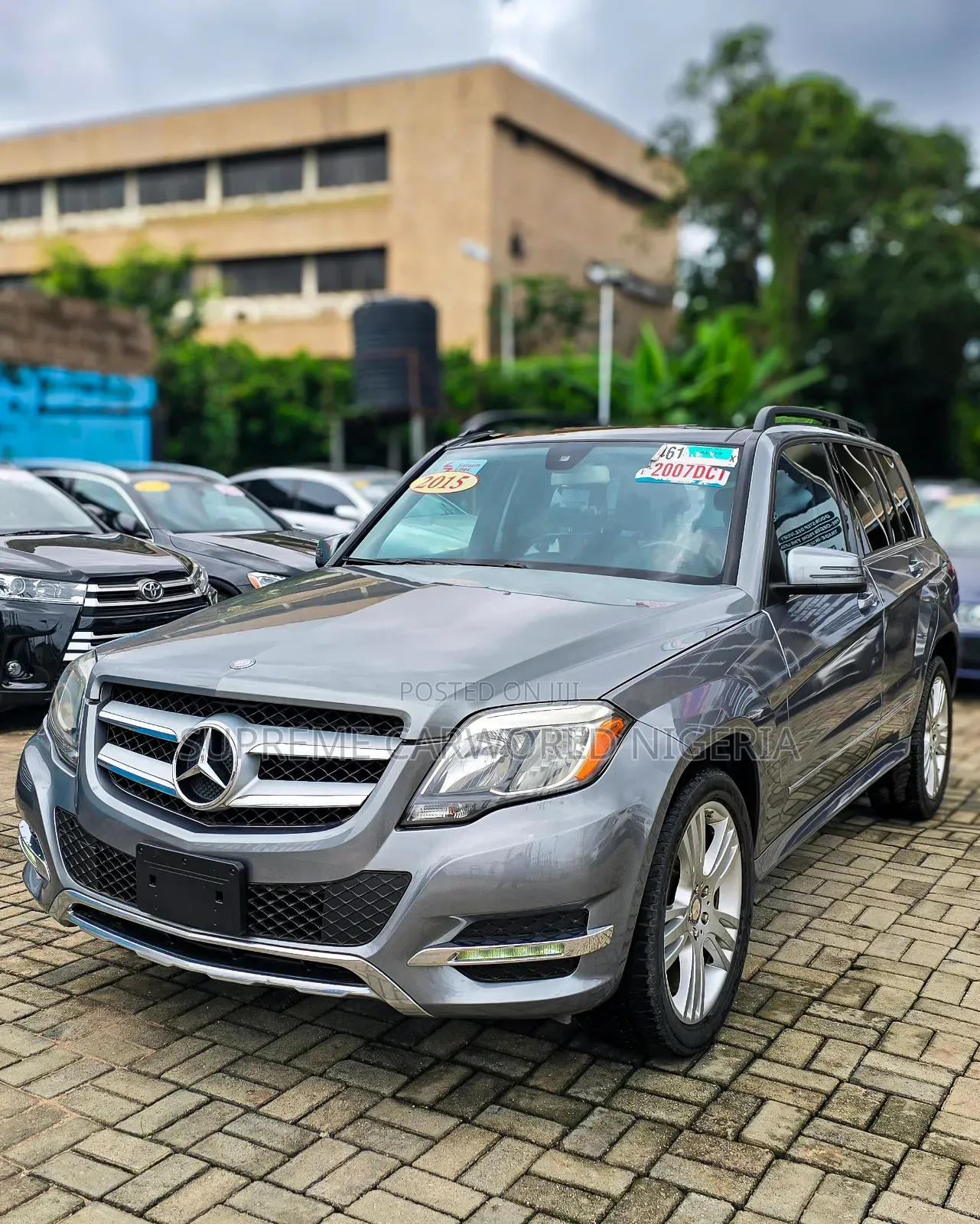 Mercedes-Benz GLK-Class Base GLK 350 4dr AWD 4MATIC (3.5L 6cyl 7A) 2015