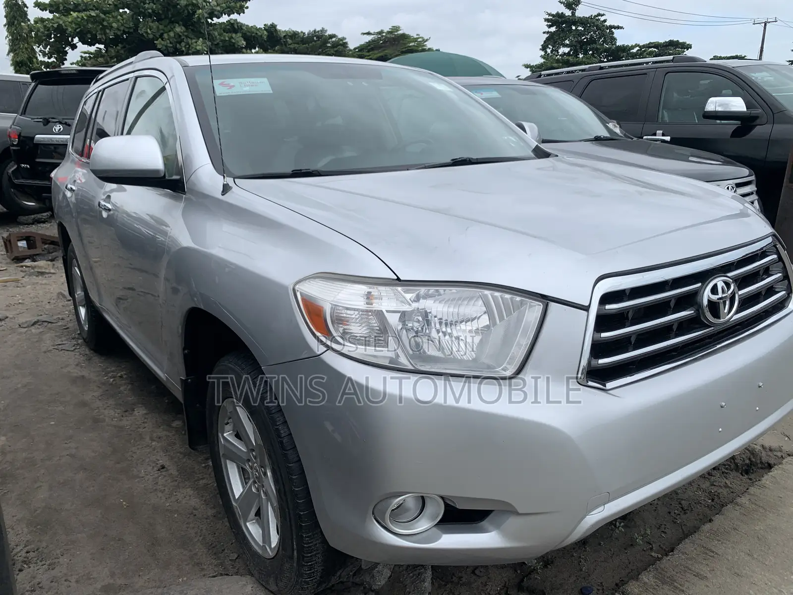 Toyota Highlander Limited 2010 Silver