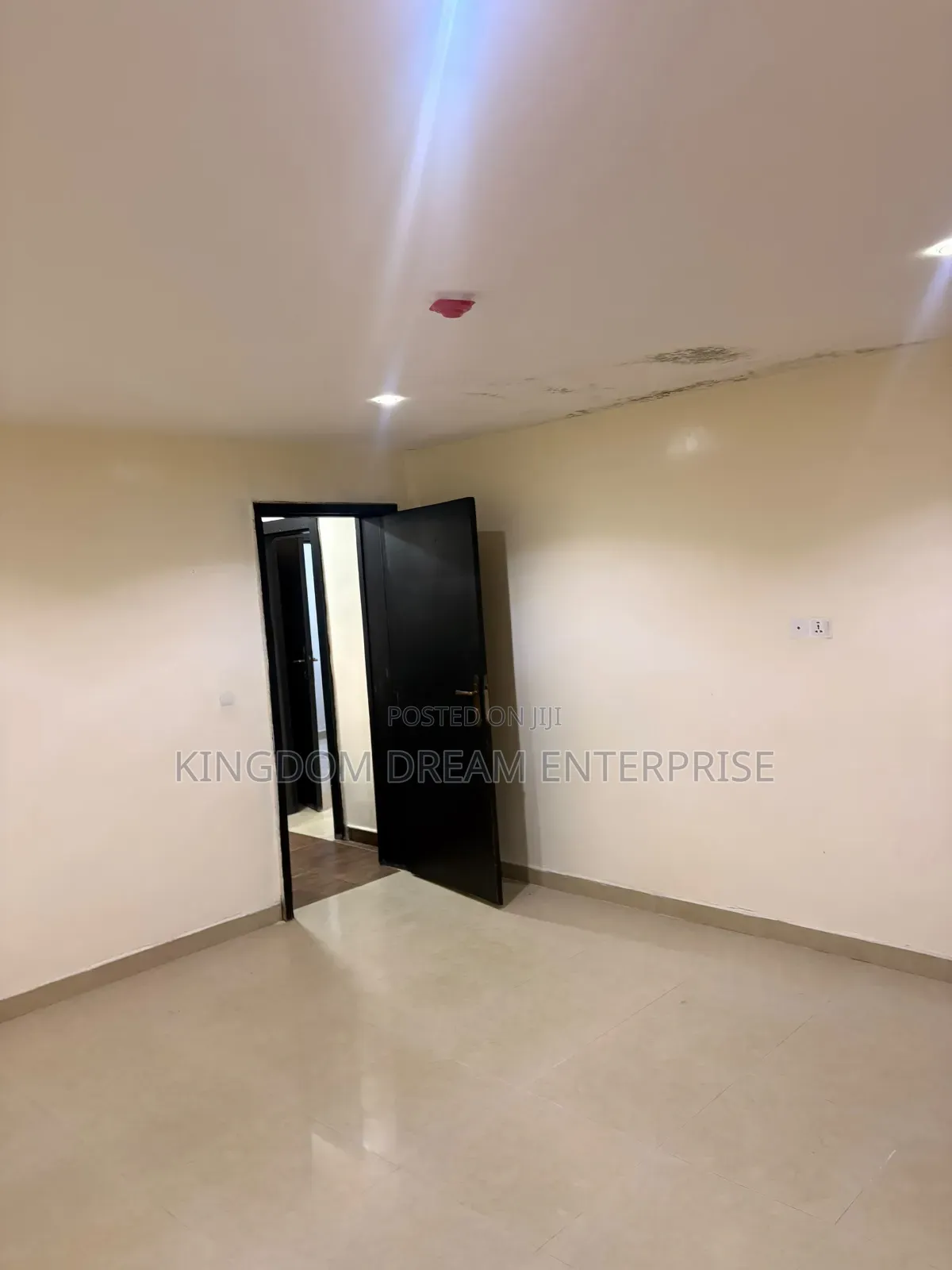 1bdrm Apartment in Victoria Island, Kofo Abayomi for rent