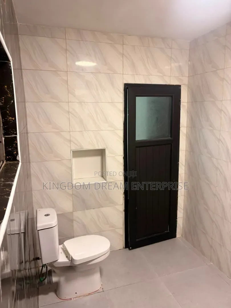 1bdrm Apartment in Victoria Island, Kofo Abayomi for rent