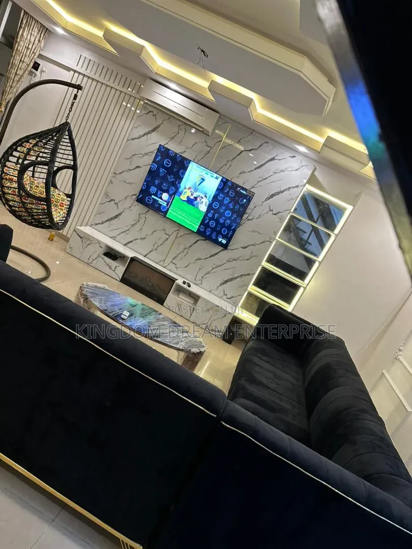 Furnished 3bdrm Apartment in 1004 Estate Victoria for rent