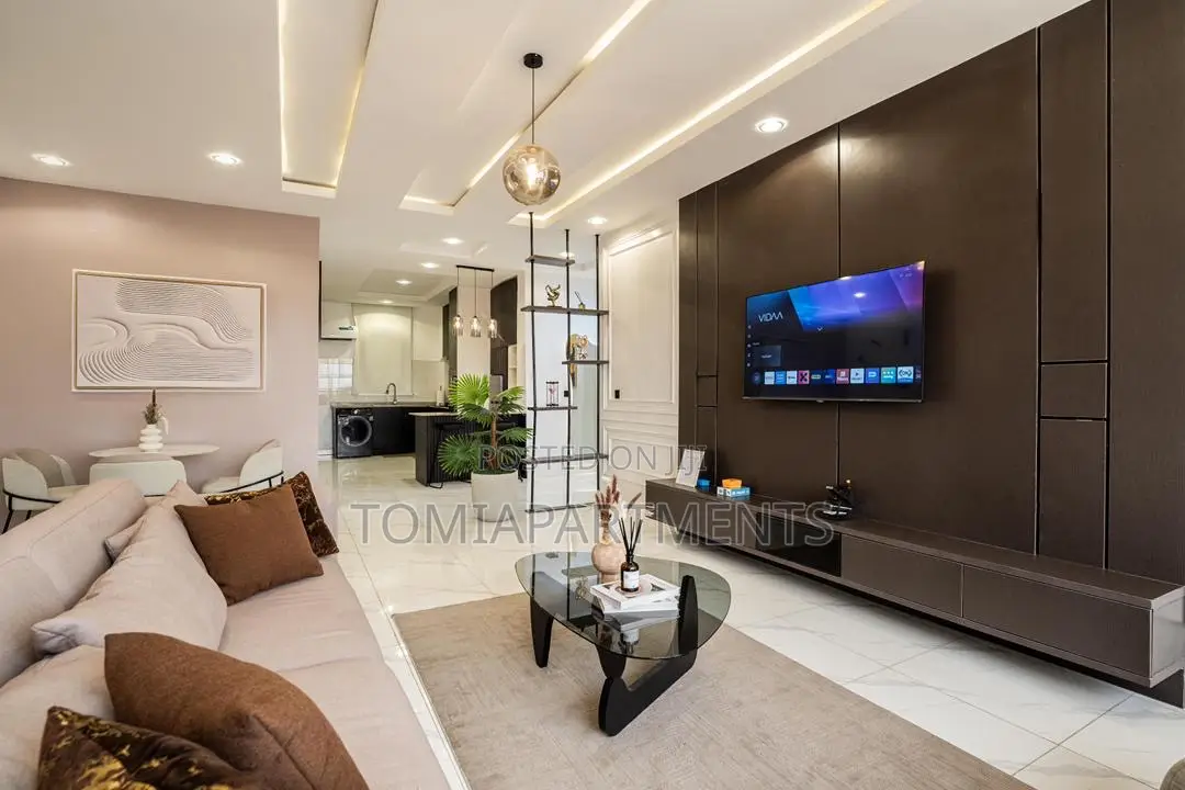 Luxury 2 Bedroom Shortlet Serviced Apartment in Ikate, Lekki