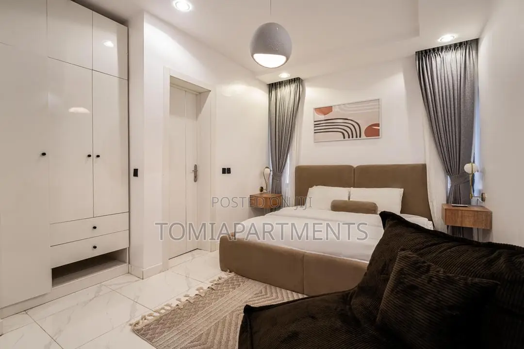 Luxury 2 Bedroom Shortlet Serviced Apartment in Ikate, Lekki