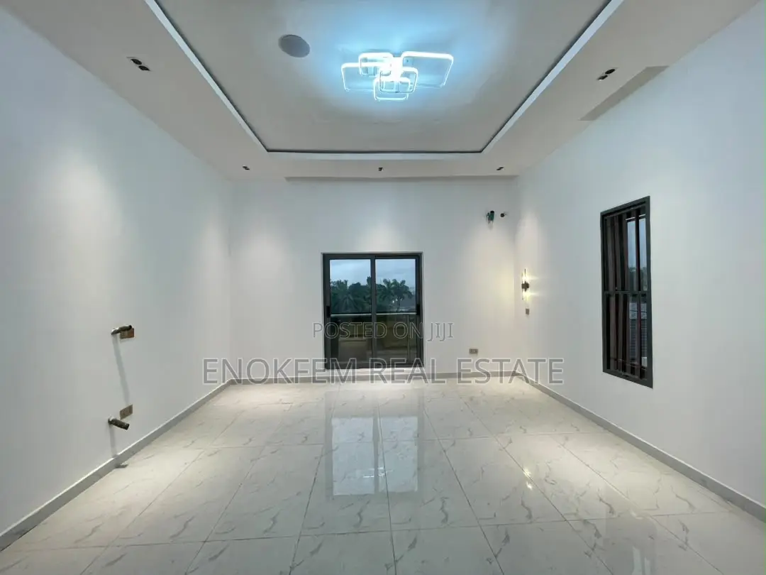 Furnished 4bdrm Apartment in Lagos State for sale