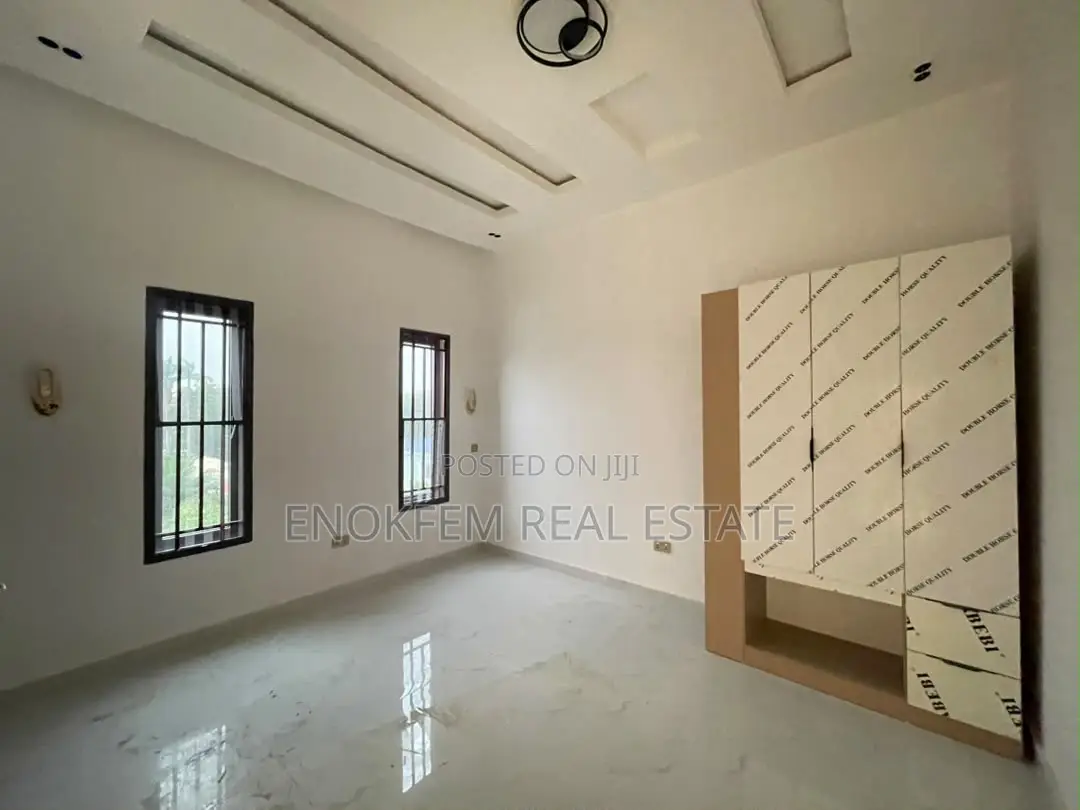 Furnished 4bdrm Apartment in Lagos State for sale