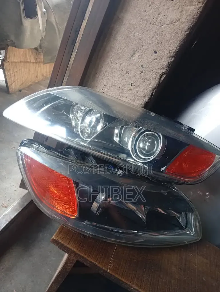 Set of Full Light Audi Q7 2007