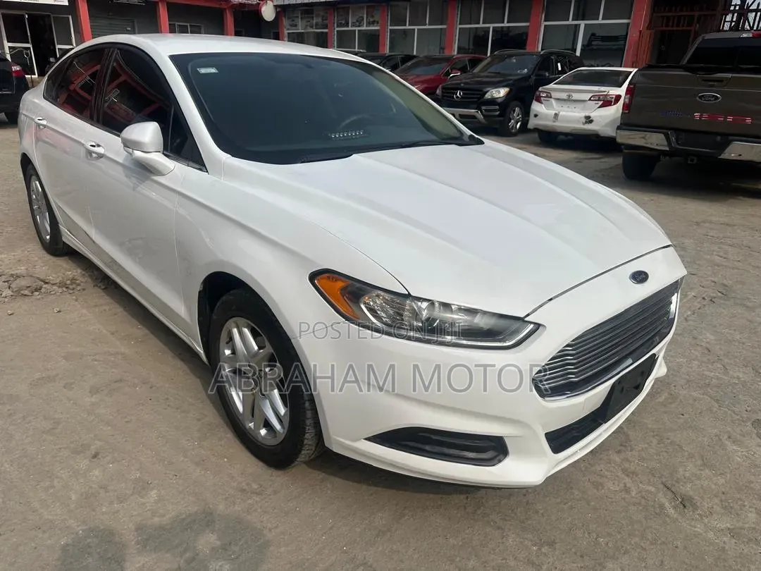 Ford Fusion 2013 White
