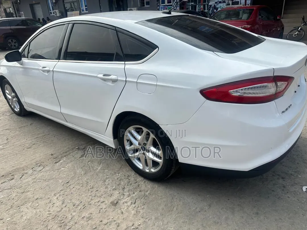 Ford Fusion 2013 White