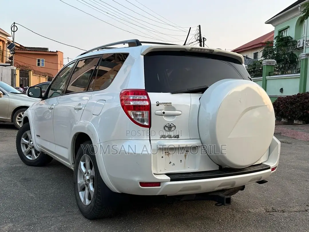 Toyota RAV4 3.5 Limited 4x4 2012 White