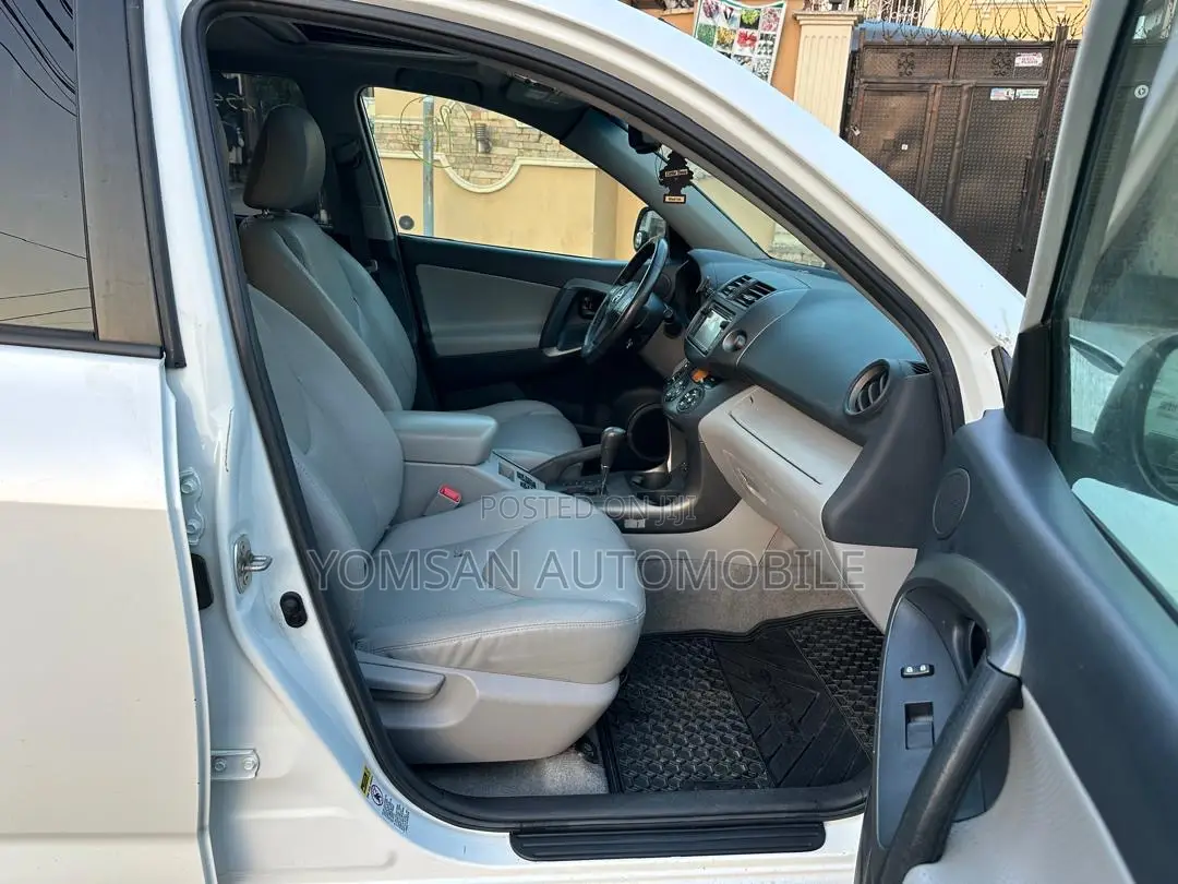 Toyota RAV4 3.5 Limited 4x4 2012 White