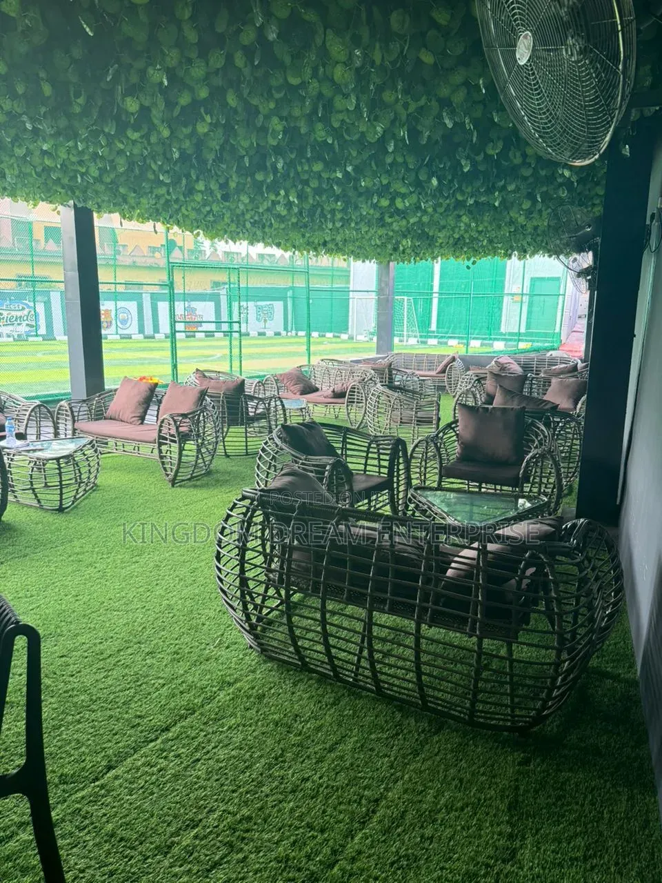 Lounge Pitch/ Dinning Magodo 1 Lagos