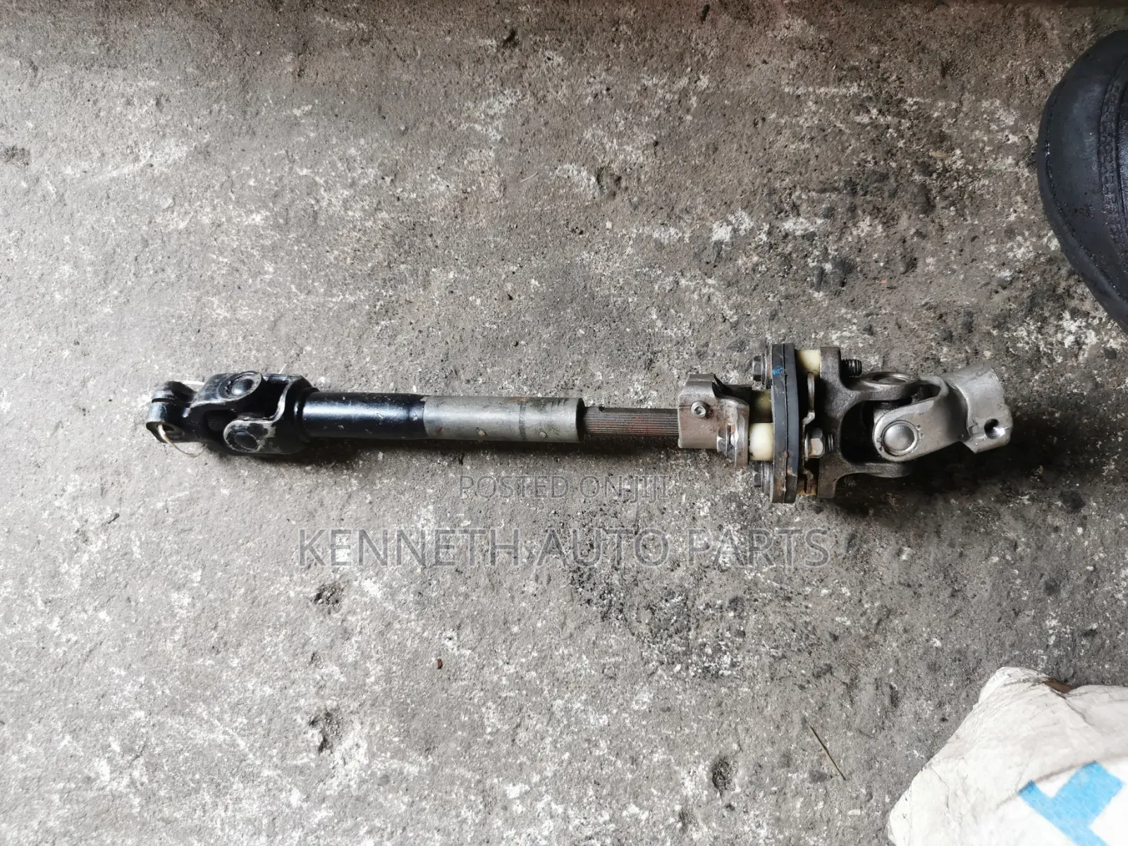 Steering Knuckle Shaft for Toyota Highlander 2005/2007 Model