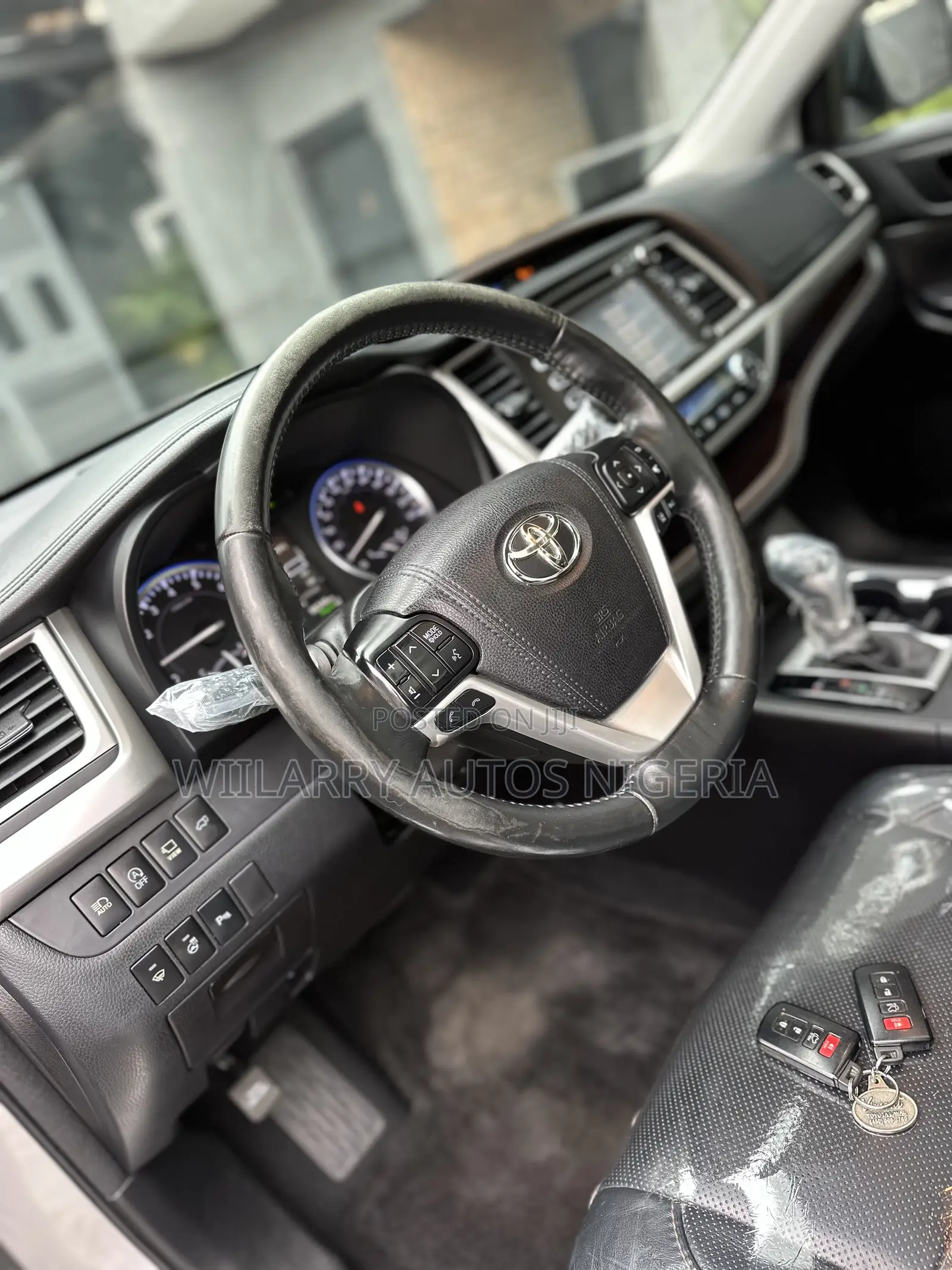 Toyota Highlander Limited Platinum 4x4 V6 (3.5L 6cyl 8A) 2017 Silver