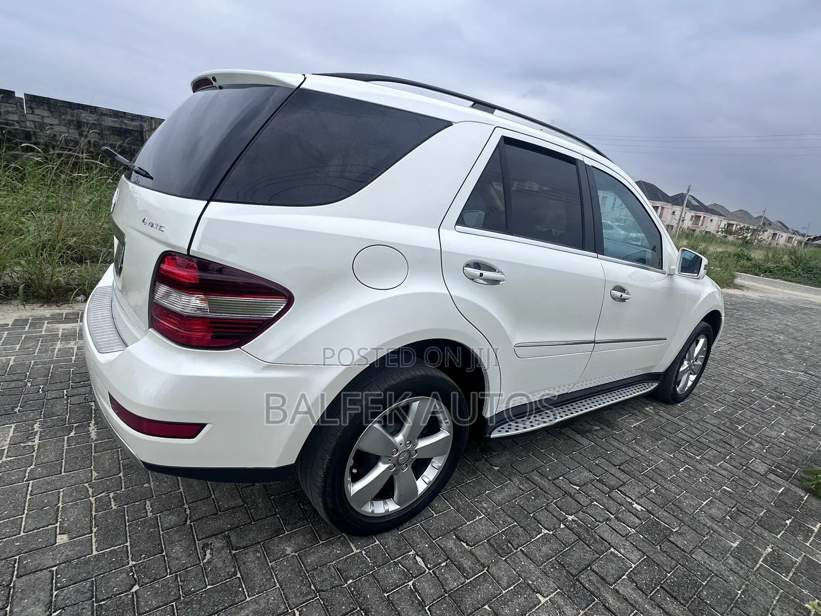 Mercedes-Benz M Class 2011 White