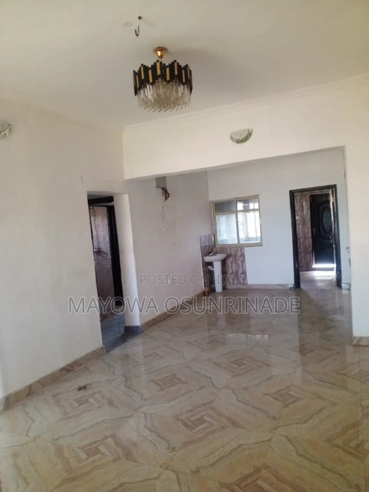 2bdrm Apartment in Ologuneru for rent