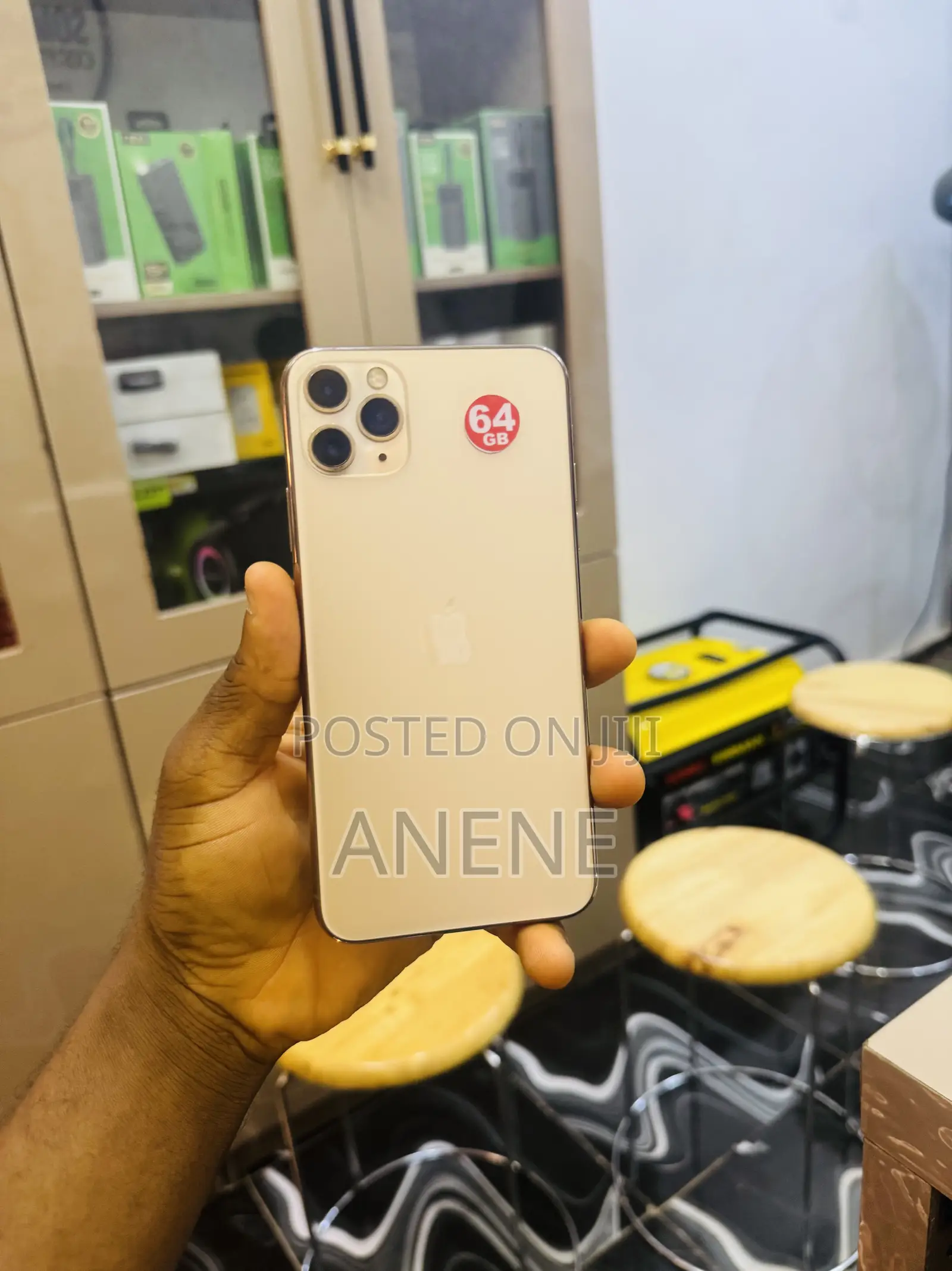 Apple iPhone 11 Pro Max 64 GB Gold