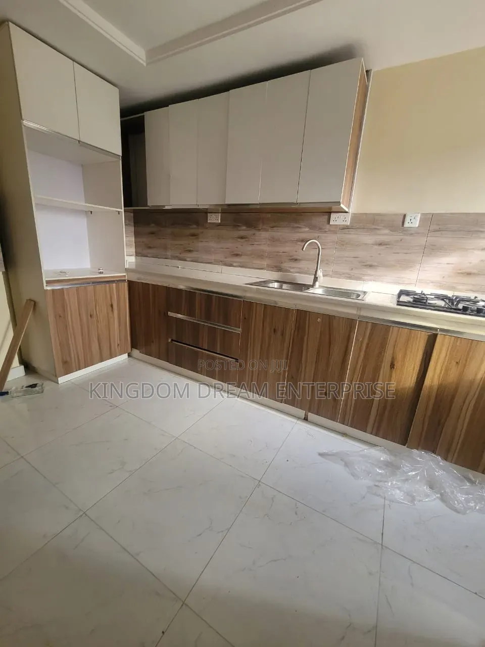 2bdrm Apartment in Ikate Lekki Lagos for rent
