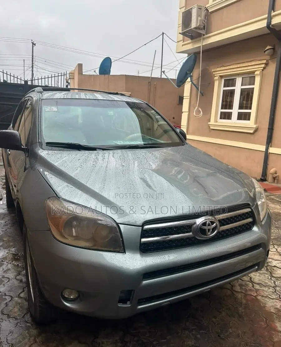 Toyota RAV4 2007 Green