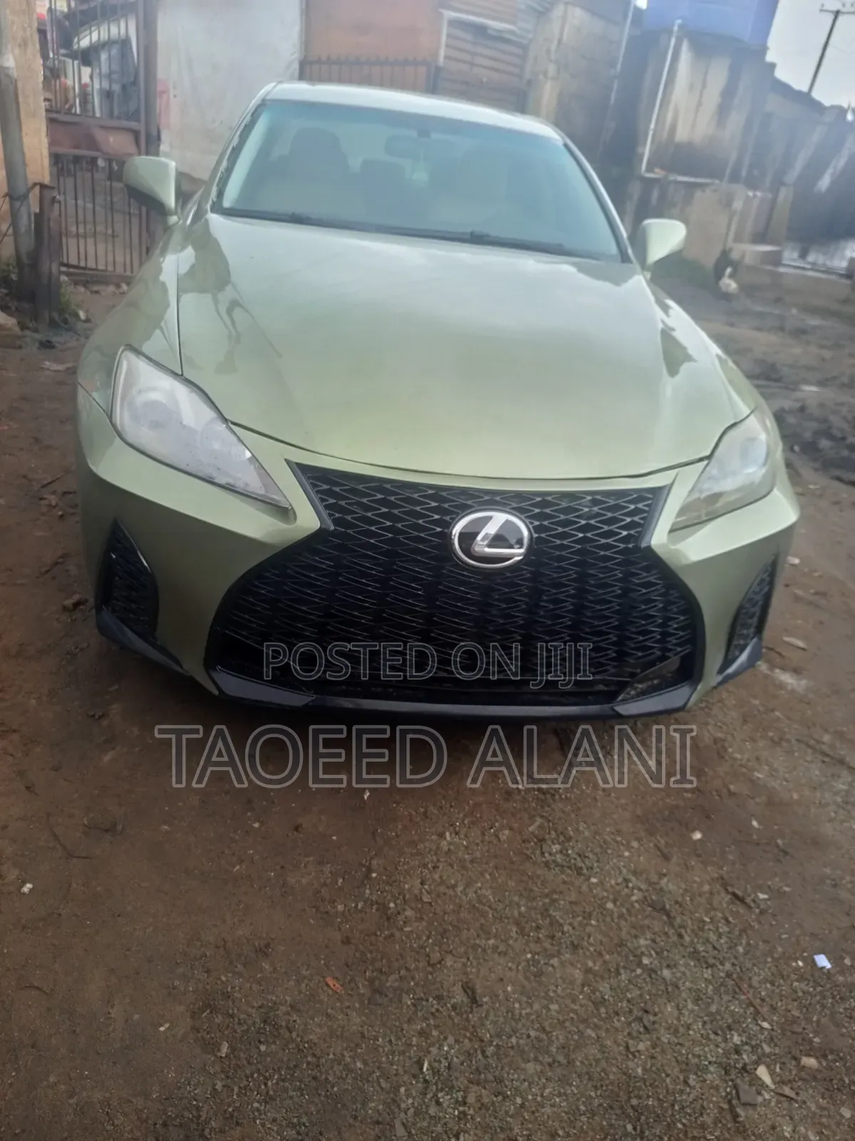 Lexus IS 2006 Pink