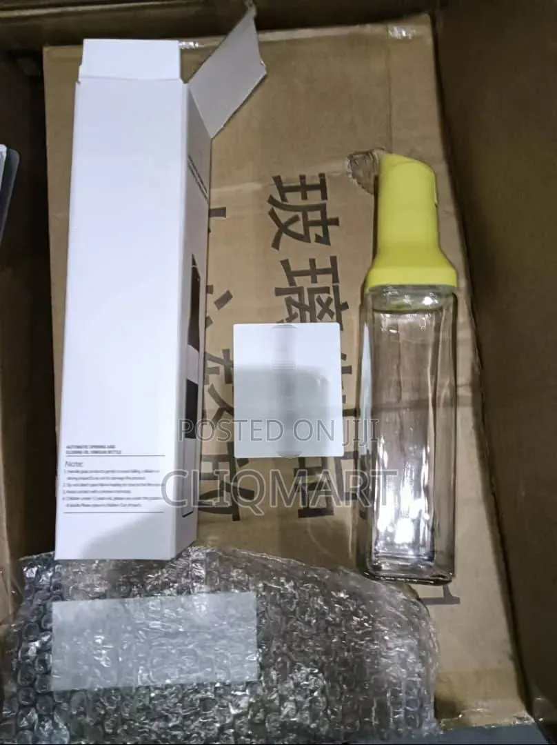 Oil Dispenser Bottle With Pourer Spout, No Drip